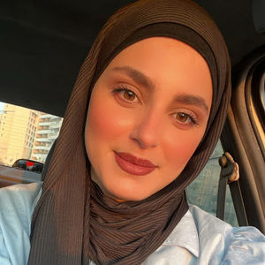 Meet your Posher, حنان